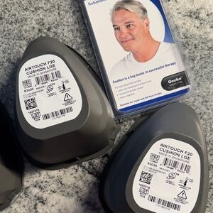 ResMed AirTouch F20 Cushion Set in Gray. 3 pads plus bonus gecko nasal pad